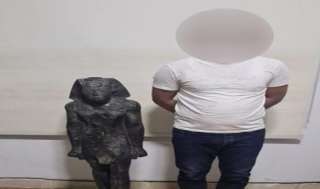 ضبط أحد الأشخاص بحوزته قطعة...