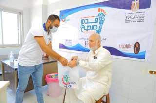 مدبولى يستعرض تقريرا حول فعاليات...