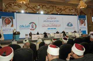 عبد الله المعتوق:  نصف...
