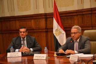 وزير التنمية المحلية للنواب :...