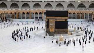 غرفة السياحة تطالب بإعفاء مشرفي...