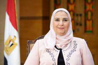 القباج تستعرض تقريرًا عن جهود...