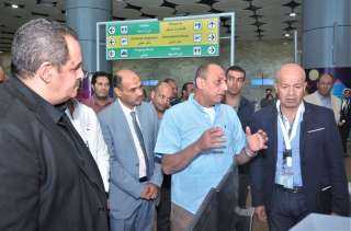 وزير الطيران يتفقد الاستعدادات النهائية...