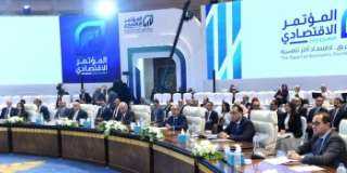 رئيس الوزراء: العمل مع رجال...