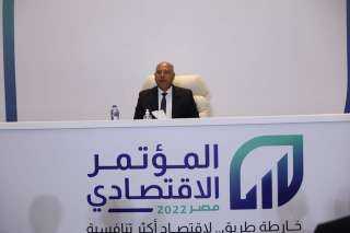 وزير النقل يستعرض الفرص المتاحه...