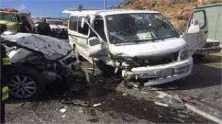 إصابة 3 أشخاص فى حادث...