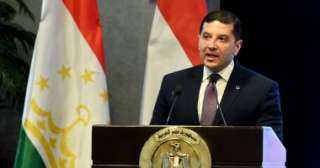 رئيس هيئة الاستثمار يعرض إجراءات...