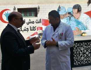 محافظ أسوان يفاجئ مركز ومعهد...