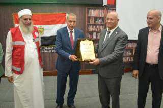 محافظ القليوبية ورئيس جامعة بنها...