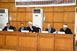 وزير الأوقاف خلال إطلاق مبادرة...