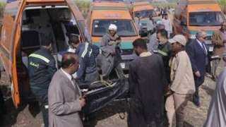 إصابة 4 أشخاص في حادثي...