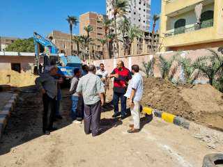 رئيس مياه سوهاج يتفقد مشروعات...