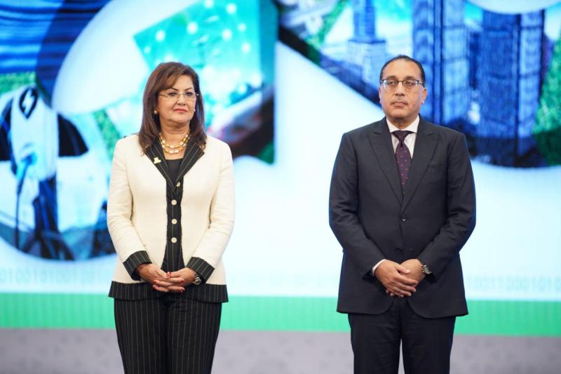 انطلاق فعاليات المؤتمر الوطني للمبادرة الوطنية للمشروعات الخضراء الذكية