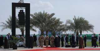ملك البحرين يصطحب الإمام الطيب...