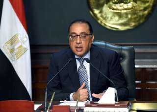 قمة المناخ.. رئيس الوزراء يفتتح...