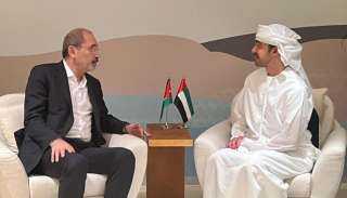 وزيرا خارجية الإمارات والأردن يبحثان...