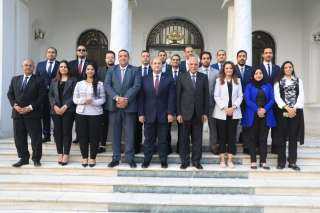 محافظ الجيزة  الدولة إقتحمت...