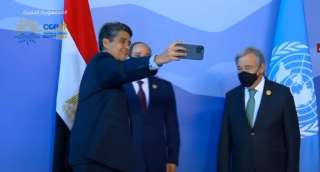 بالفيديو.. رئيس جمهورية بالاو يلتقط...