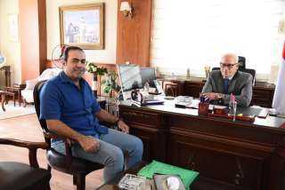 محافظ بورسعيد يستقبل الدكتور محمود...