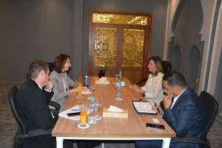 نيفين الكيلاني تلتقي الأميرة الأردنية...