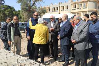 محافظ الجيزة ورئيس جهاز التعمير...