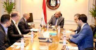 وزير قطاع الأعمال العام يبحث...