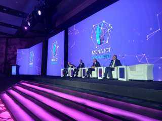وزير الاتصالات: التنمية البشرية وبناء...