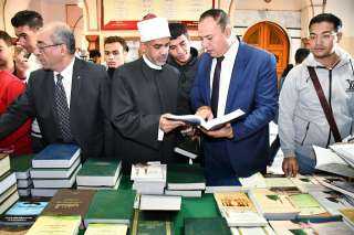 إقبال كبير على إصدارات المجلس...
