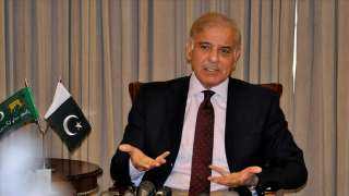 رئيس وزراء باكستان يشيد بإنشاء...