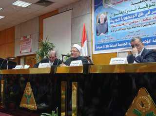 مفتي الجمهورية للطلاب خلال محاضرة...