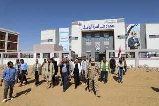 محافظ الوادي الجديد يتابع مشروعات...