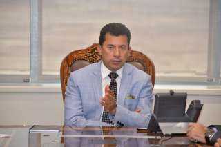 أشرف صبحى يشيد بالفوز التاريخى...