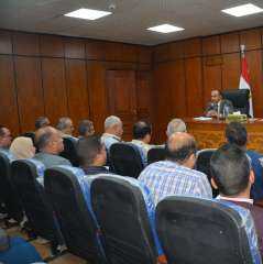 نائب محافظ المنيا يعقد اجتماعًا...