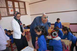 محافظ الوادي الجديد يحيل ٣...