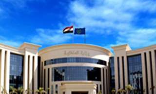 تحرير (419) مخالفة للمحلات التى...