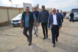محافظ بورسعيد يتفقد محطة ترشيح...