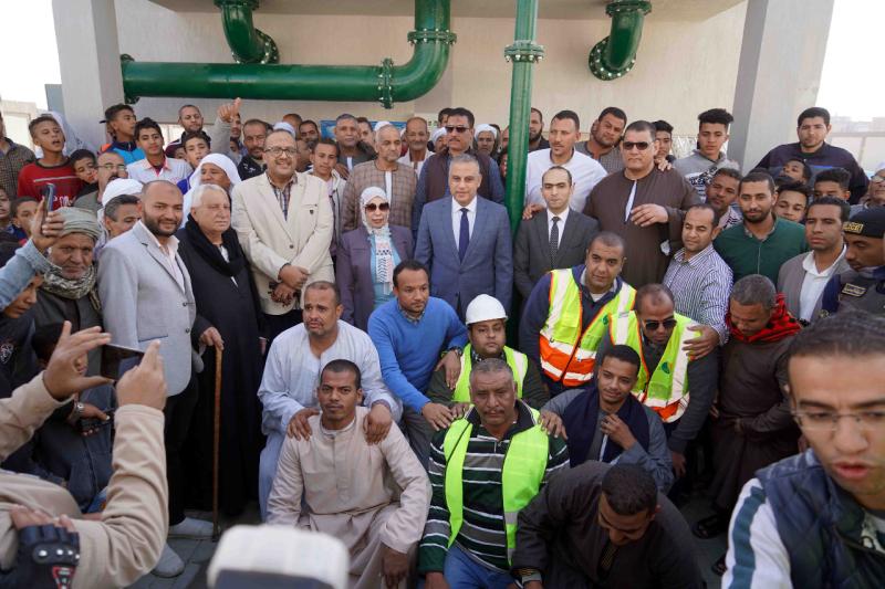 محافظ سوهاج يعلن التشغيل التجريبى لمحطة مياه مطورة بقرية الصوامعة شرق