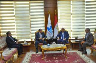 جامعة كفر الشيخ: مبادرات صندوق...