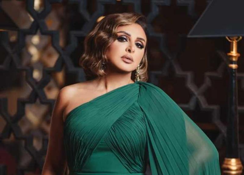 الفنانة انغام