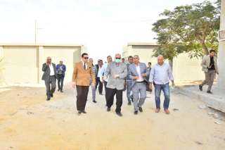 محافظ أسيوط يتفقد أعمال إنشاء...