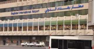 العراق يعفي المسافرين عبر مطاراته...