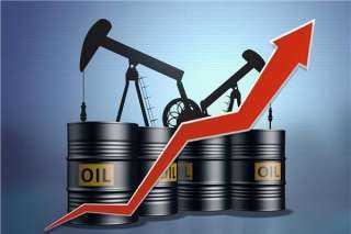 أسعار النفط تقفز 2% بعد...
