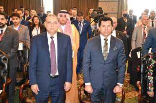 وزير الشباب والرياضة يفتتح فعاليات...