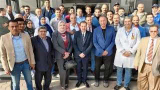 رئيس النادى الأهلى يزور مستشفى...