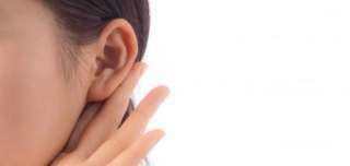 اكتشفي أسباب طنين الأذن اليسرى