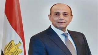 وزير الطيران: تعزيز البعد البيئي...