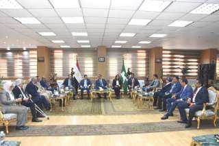 محافظ الشرقية يستقبل وزيرا الشباب...