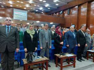 رئيس جامعة بنها يشهد إحتفال...