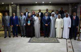 وزير الرياضة يلتقى رئيس اللجنة...