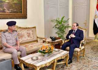 السيسى يستقبل الفريق أول محمد...